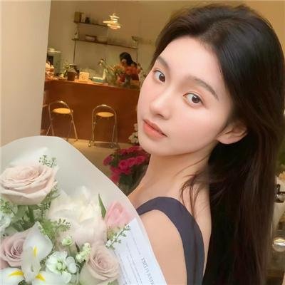 向下扭曲封面